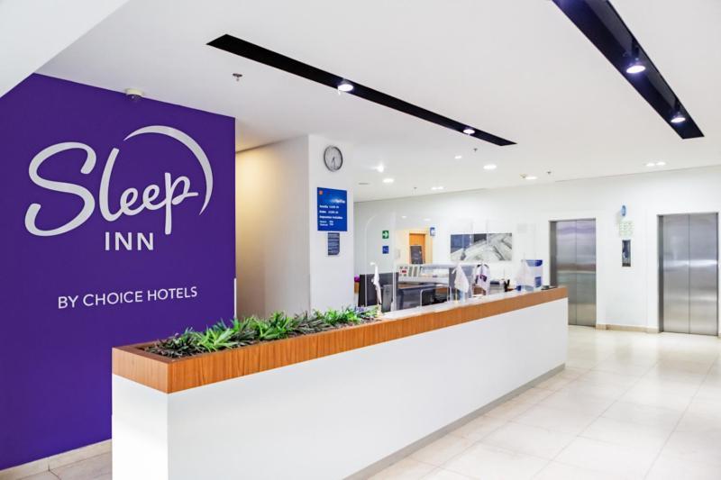 Sleep Inn Leon Antares Exteriör bild